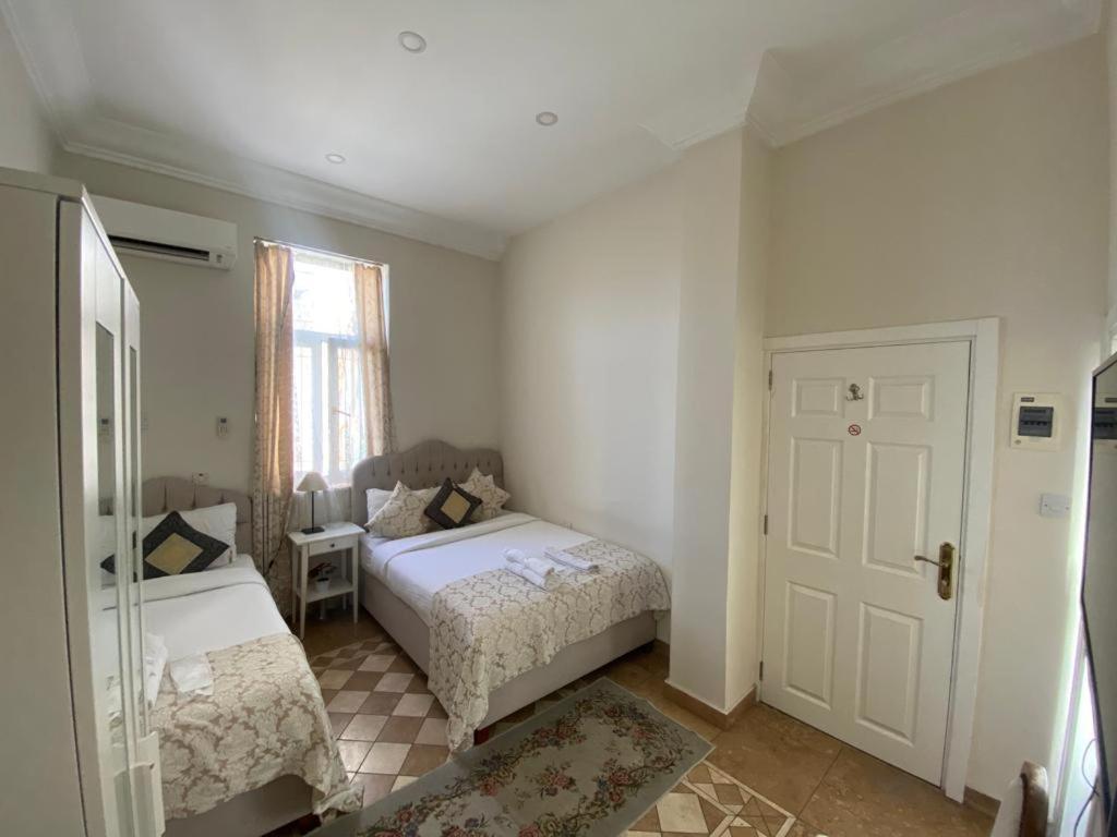 Lord'S Residence Boutique Hotel Kyrenia  Esterno foto