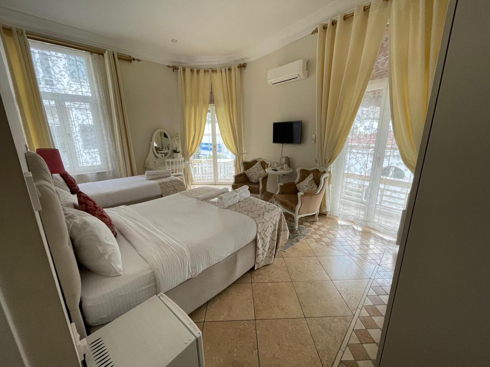 Lord'S Residence Boutique Hotel Kyrenia  Esterno foto